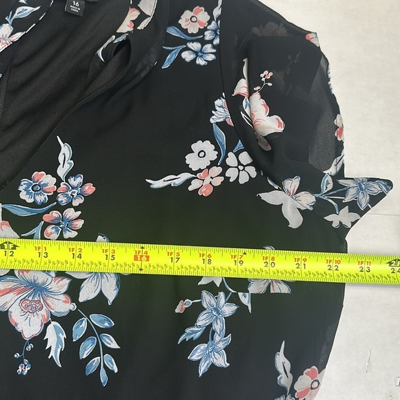 Torrid Black Floral Chiffon V Neck Short Knee Length Dress Plus Size Womens 16 - Picture 11 of 14